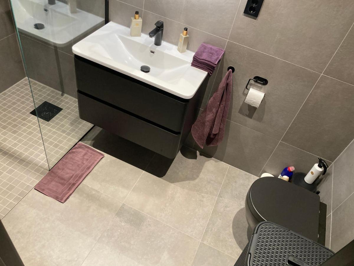 Free Parking Central 2Bedrooms With Terrace โอเลซุนด์ ภายนอก รูปภาพ
